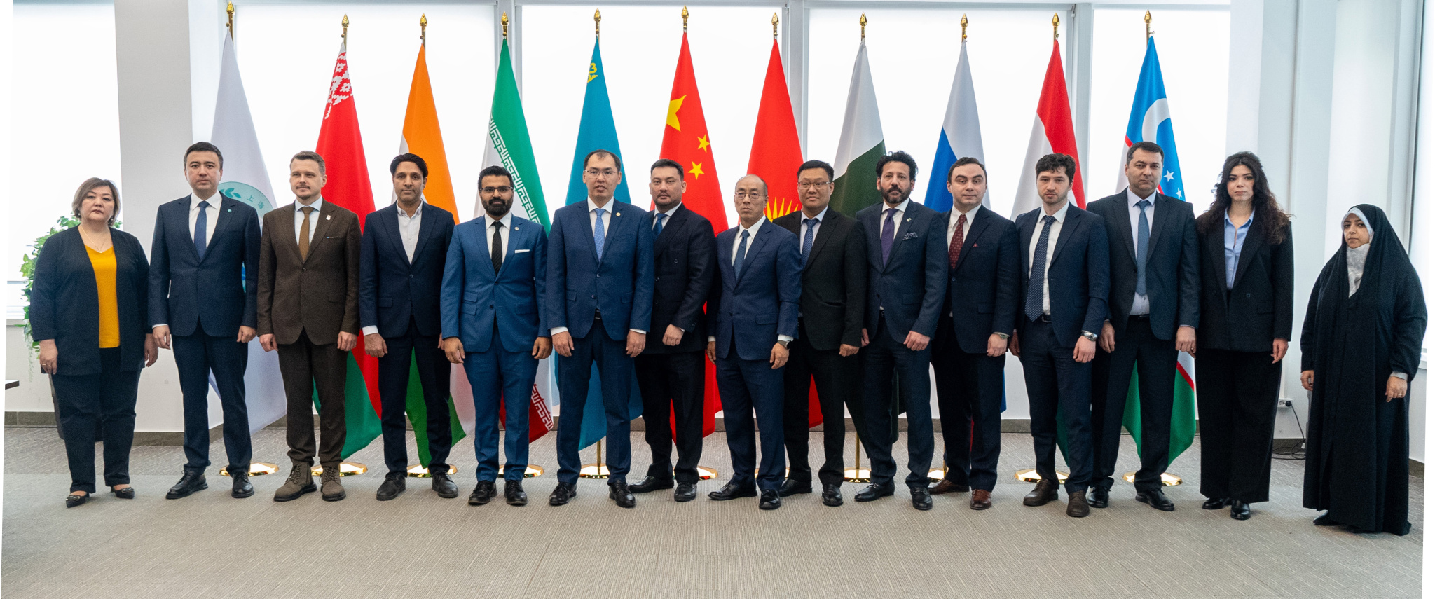 Group photo of the memebers of the meeting