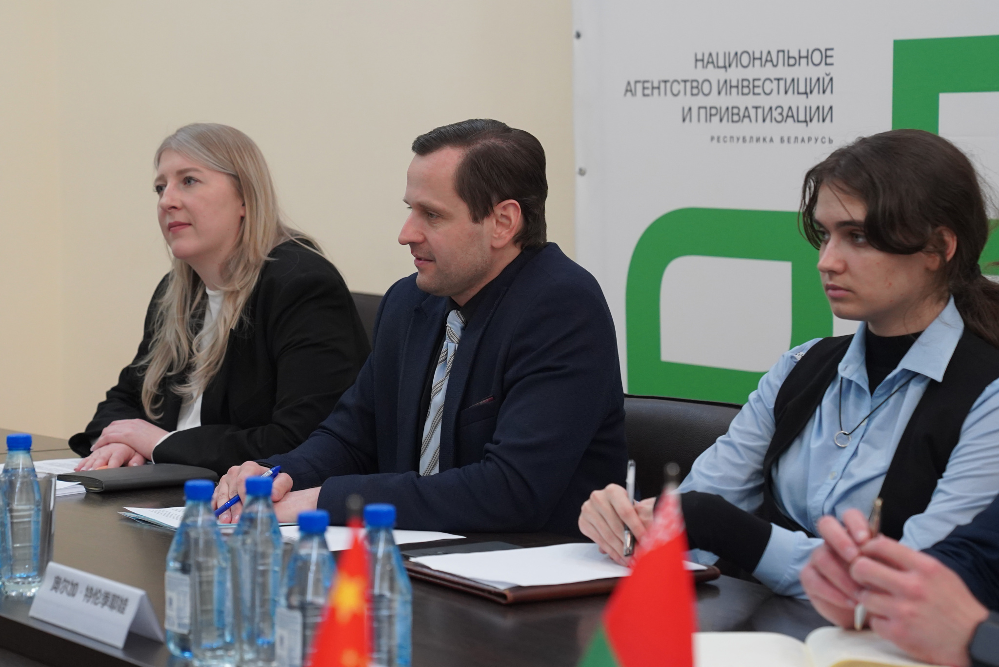 Виталий Жолнерович возглавил команду НАИП на переговорах с делегацией провинции Хэйлунцзян Виталий Жолнерович возглавил команду НАИП на переговорах с делегацией провинции Хэйлунцзян